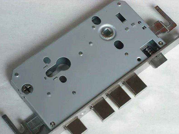 沙湾24小时上门开锁公司